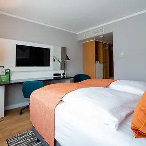Berlin Airport - Conference Centre By Ihg Hotel